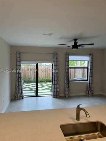 11889 SW 245th Ter, Homestead, FL 33032