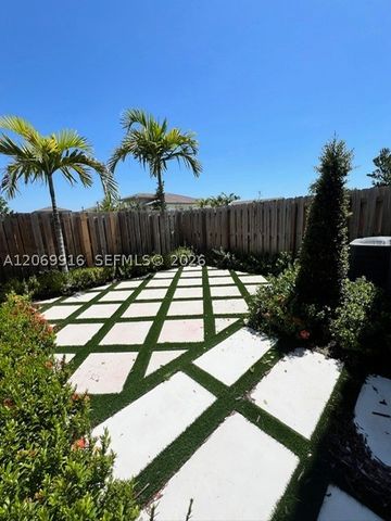 11889 SW 245th Ter, Homestead, FL 33032