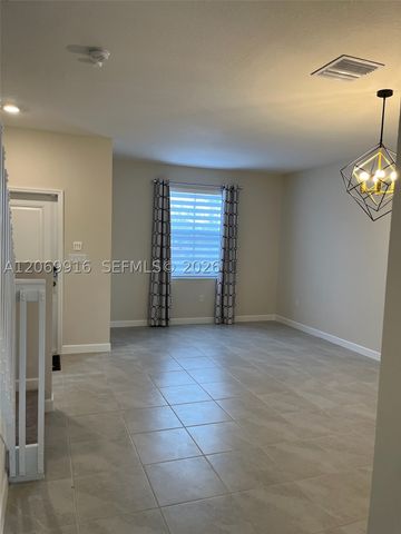 11889 SW 245th Ter, Homestead, FL 33032