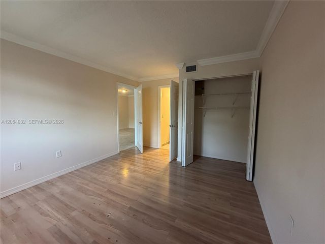 6195 NW 186th St 114, Hialeah, FL 33015