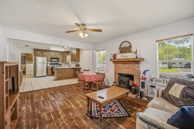 200 Austin Road, Glen Rose, TX 76043