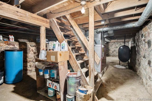3145 Cedar Lake Road, Howell, MI 48843