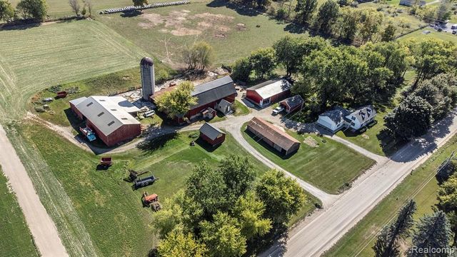 3145 Cedar Lake Road, Howell, MI 48843