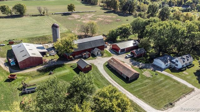 3145 Cedar Lake Road, Howell, MI 48843