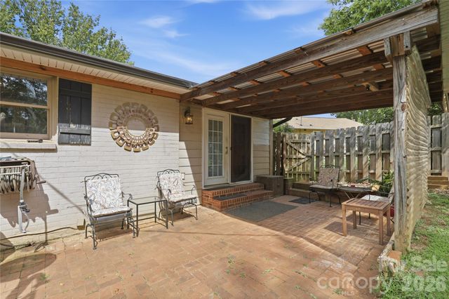 21013 Entrada Drive, Cornelius, NC 28031