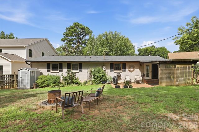 21013 Entrada Drive, Cornelius, NC 28031