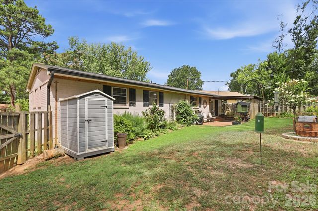 21013 Entrada Drive, Cornelius, NC 28031