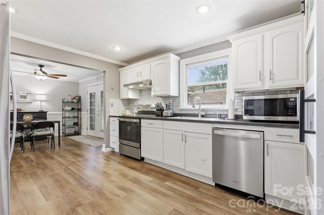 21013 Entrada Drive, Cornelius, NC 28031
