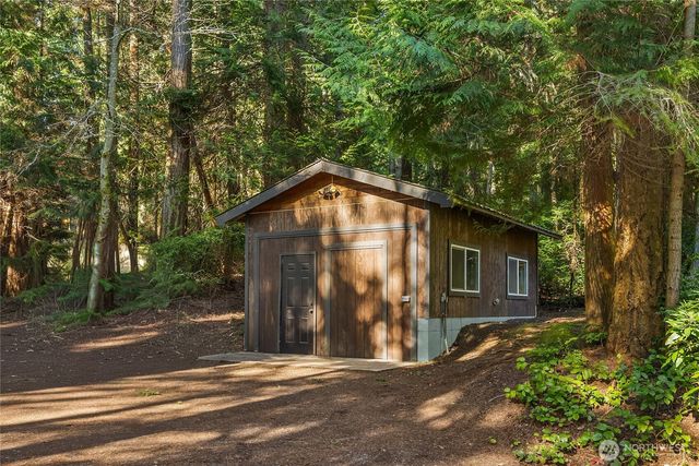 10750 N Madison Avenue NE, Bainbridge Island, WA 98110