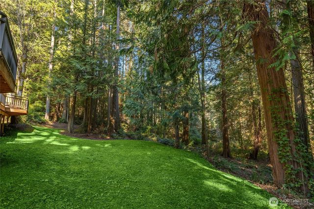 10750 N Madison Avenue NE, Bainbridge Island, WA 98110