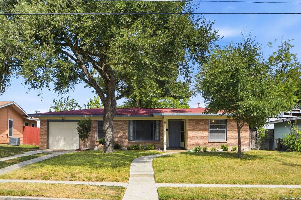 223 FENNEL DR, San Antonio, TX 78213