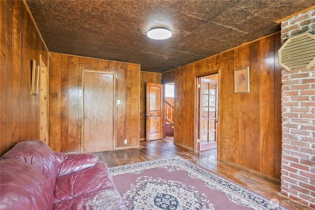309 NW 2nd Avenue, Kelso, WA 98626