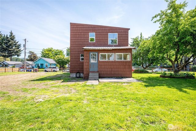 309 NW 2nd Avenue, Kelso, WA 98626