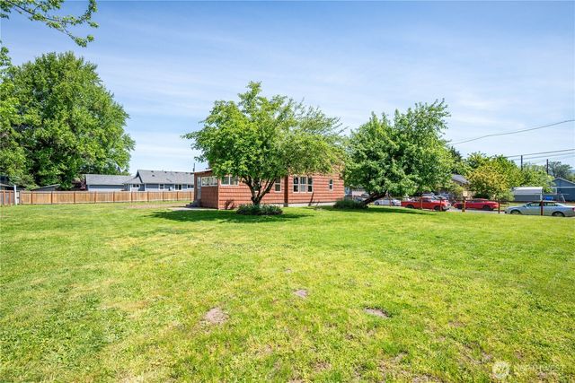309 NW 2nd Avenue, Kelso, WA 98626