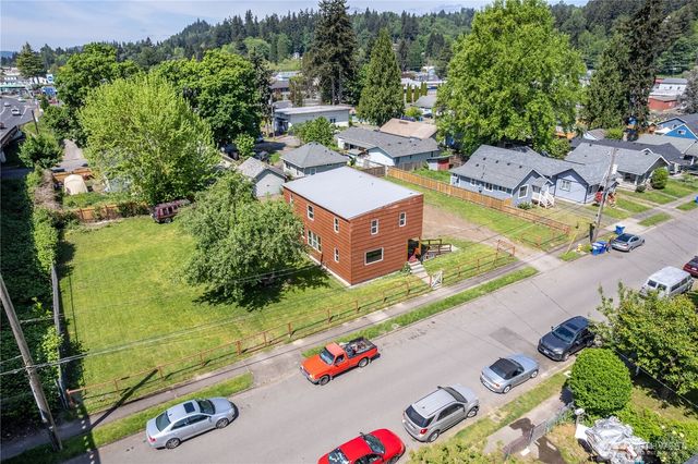 309 NW 2nd Avenue, Kelso, WA 98626