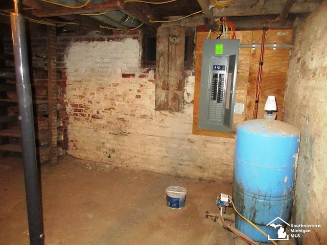 3157 N Adrian Highway, Adrian, MI 49221