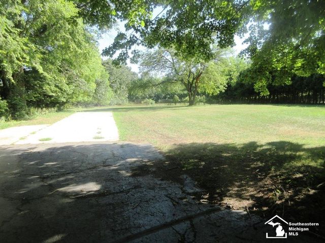 3157 N Adrian Highway, Adrian, MI 49221