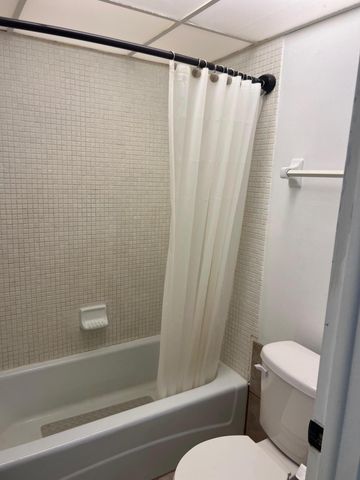 3660 Inverrary Drive 3c, Lauderhill, FL 33319