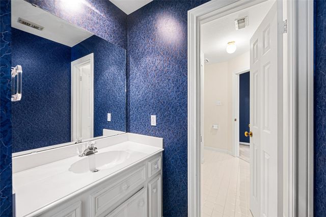 17210 Silverthorne Lane, Spring, TX 77379