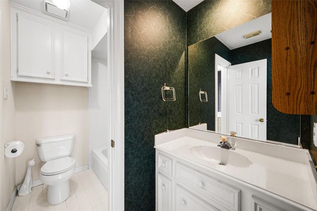 17210 Silverthorne Lane, Spring, TX 77379