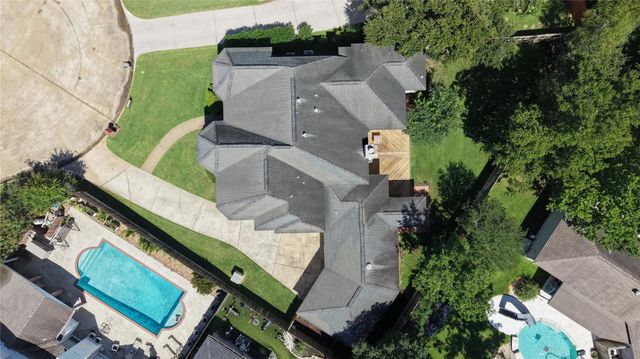 17210 Silverthorne Lane, Spring, TX 77379