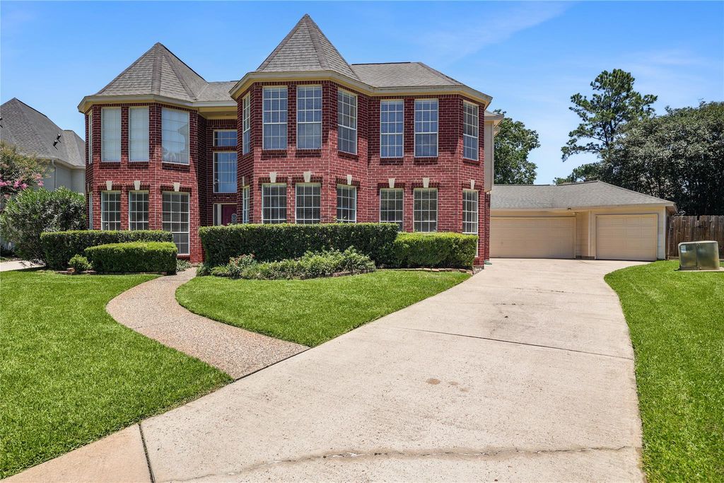 17210 Silverthorne Lane, Spring, TX 77379