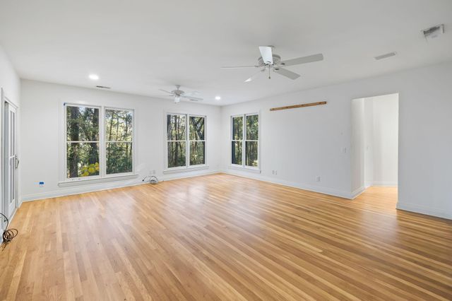 17 Middleton Oaks Road, Charleston, SC 29414