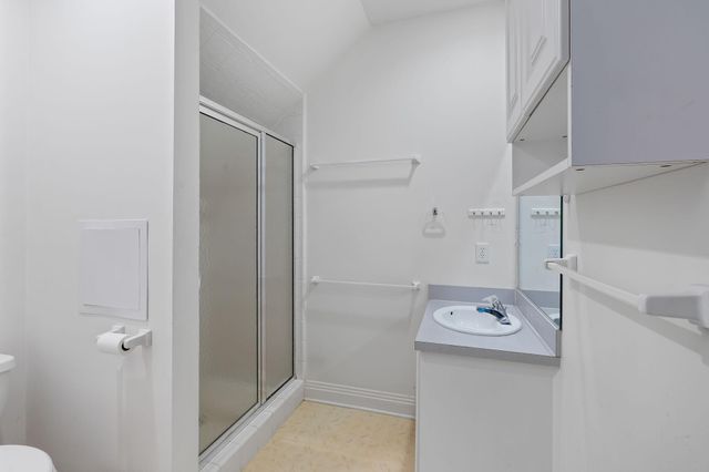 17 Middleton Oaks Road, Charleston, SC 29414