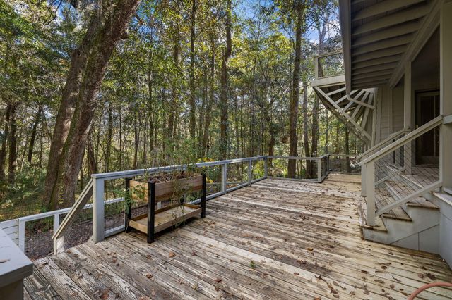 17 Middleton Oaks Road, Charleston, SC 29414