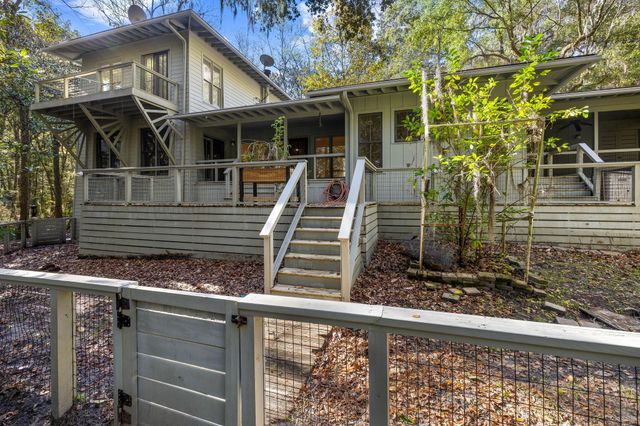 17 Middleton Oaks Road, Charleston, SC 29414