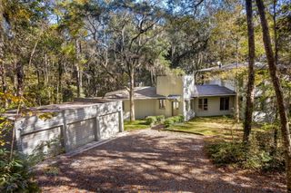 17 Middleton Oaks Road, Charleston, SC 29414