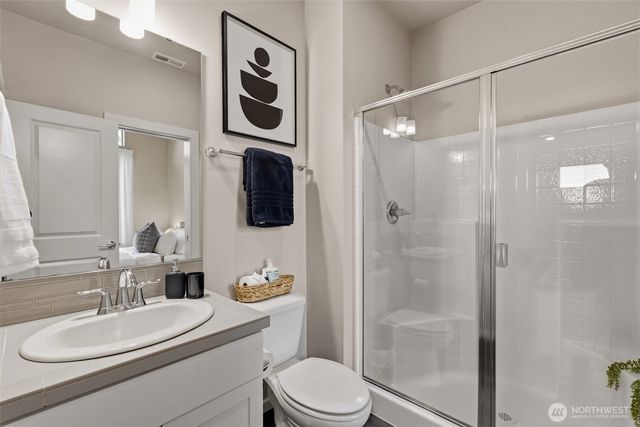 32883 Pine Avenue SE, Black Diamond, WA 98010