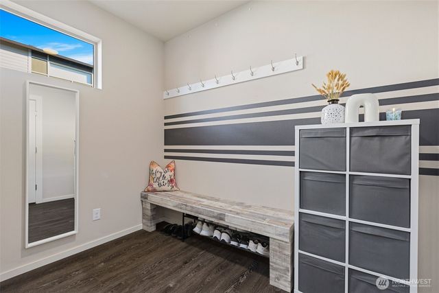 32883 Pine Avenue SE, Black Diamond, WA 98010