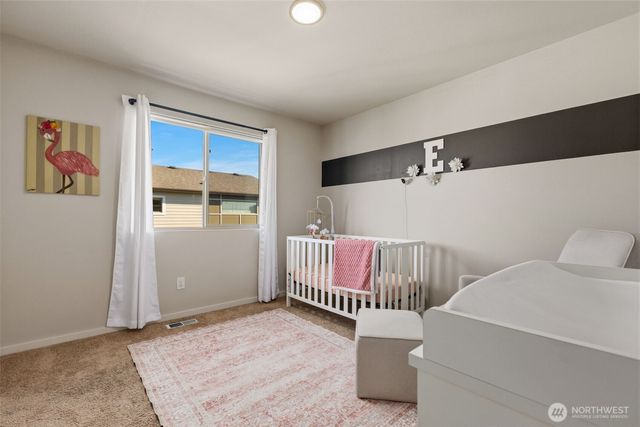 32883 Pine Avenue SE, Black Diamond, WA 98010