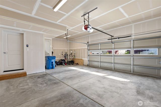 32883 Pine Avenue SE, Black Diamond, WA 98010