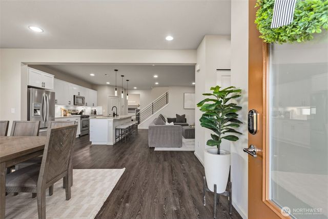 32883 Pine Avenue SE, Black Diamond, WA 98010