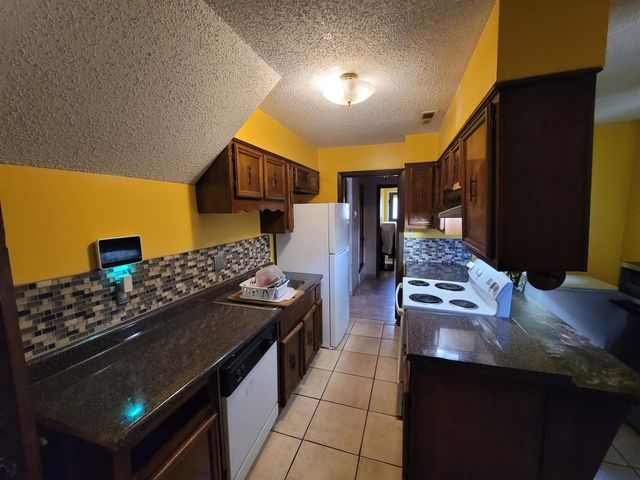 5303 SUNRAY DR, Memphis, TN 38118