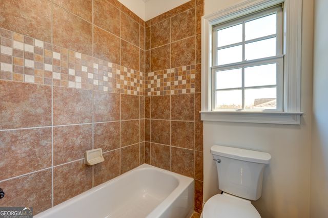 1022 Highland Village Trail, Mableton, GA 30126