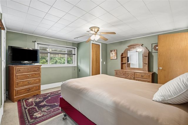 1826 Saint Patrick St, South Side, PA 15210