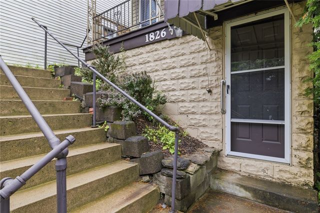 1826 Saint Patrick St, South Side, PA 15210