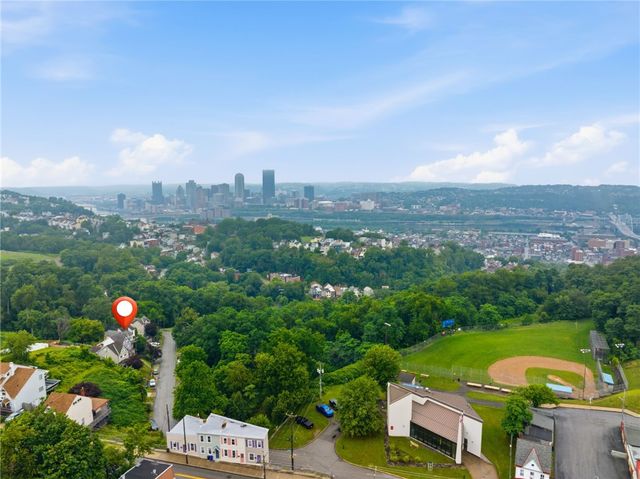 1826 Saint Patrick St, South Side, PA 15210