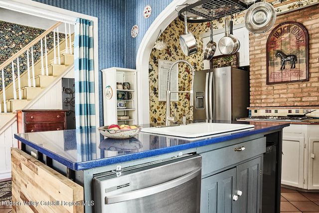 30 Church Street, Saugerties, NY 12477