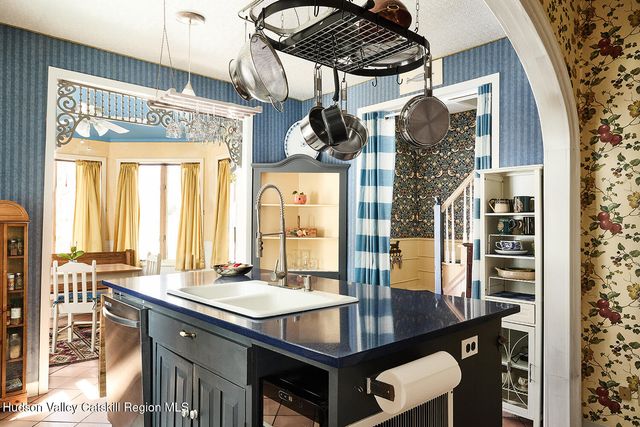 30 Church Street, Saugerties, NY 12477