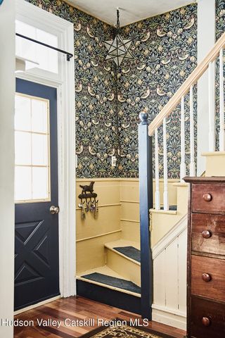 30 Church Street, Saugerties, NY 12477