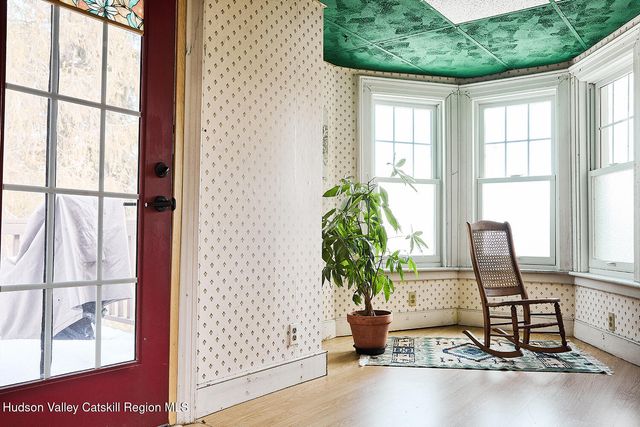 30 Church Street, Saugerties, NY 12477