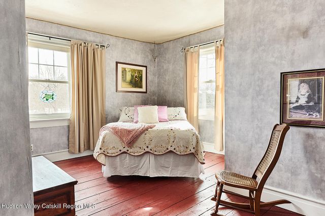 30 Church Street, Saugerties, NY 12477