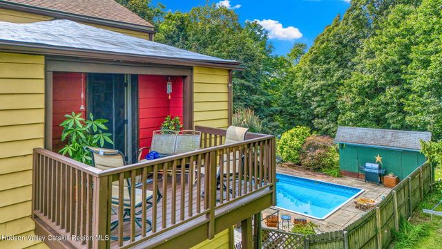 30 Church Street, Saugerties, NY 12477