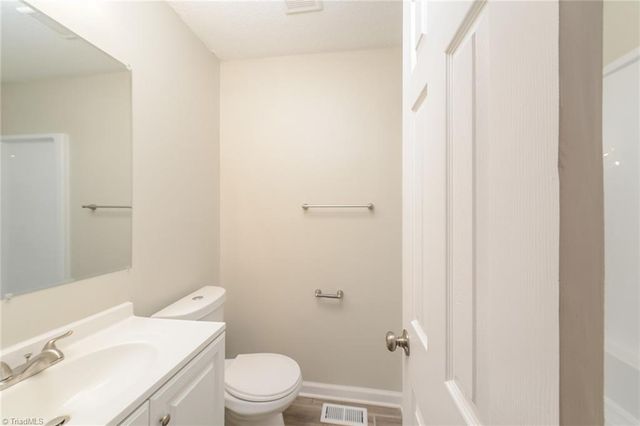 405 Woodlake Drive, Greensboro, NC 27406