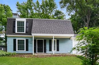 405 Woodlake Drive, Greensboro, NC 27406