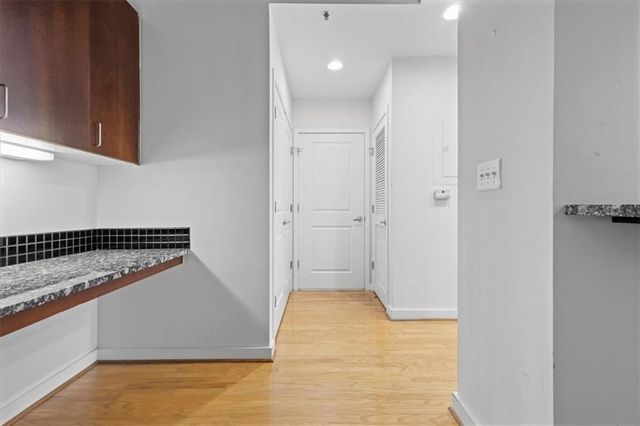 250 Pharr NE Road 1306, Atlanta, GA 30305